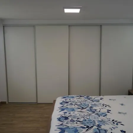 Dom Na Skarpie 3*
